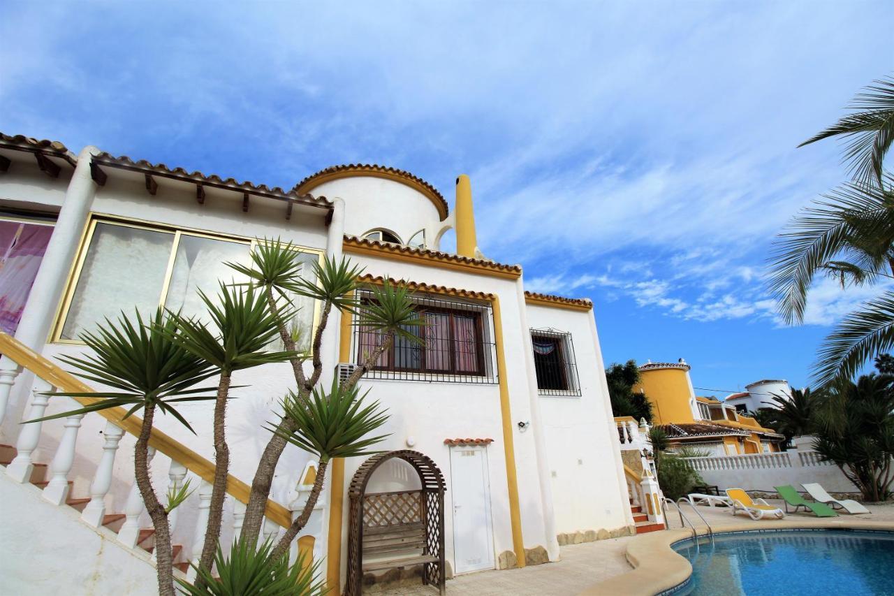 Nailencia Villa Калпе Екстериор снимка