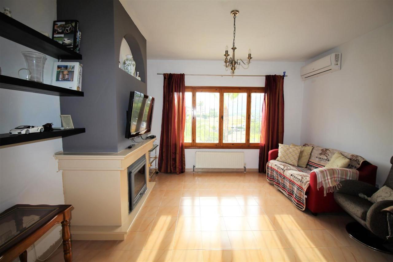 Nailencia Villa Калпе Екстериор снимка