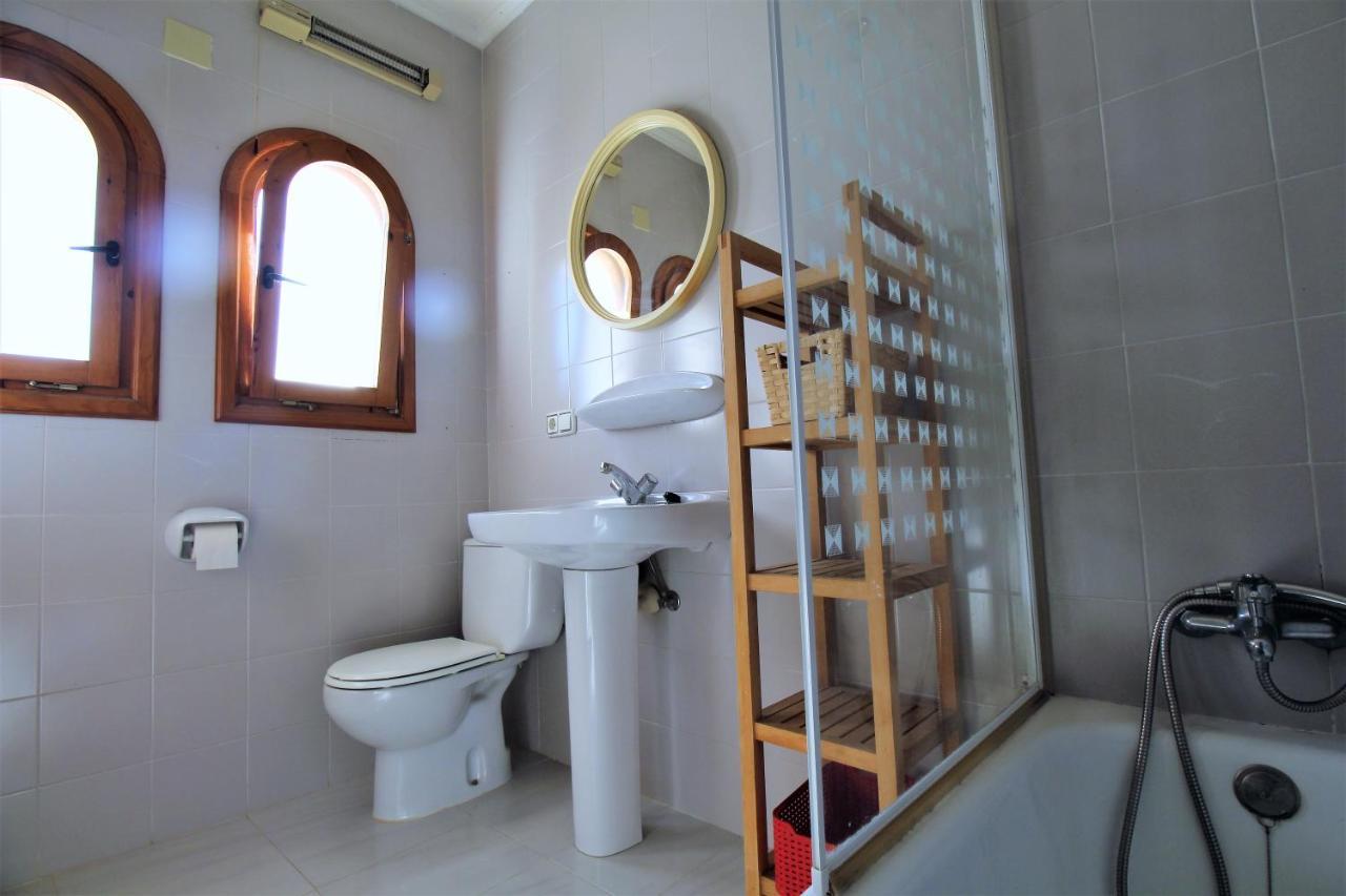 Nailencia Villa Калпе Екстериор снимка