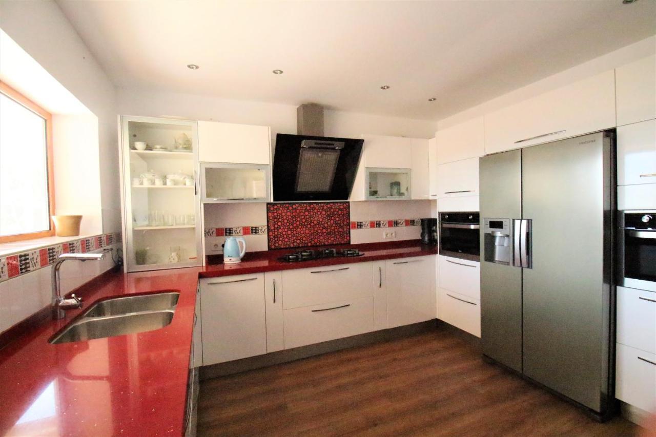 Nailencia Villa Калпе Екстериор снимка